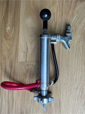 VINTAGE BEER KEG PUMP / TAP Party Pump and Faucet
